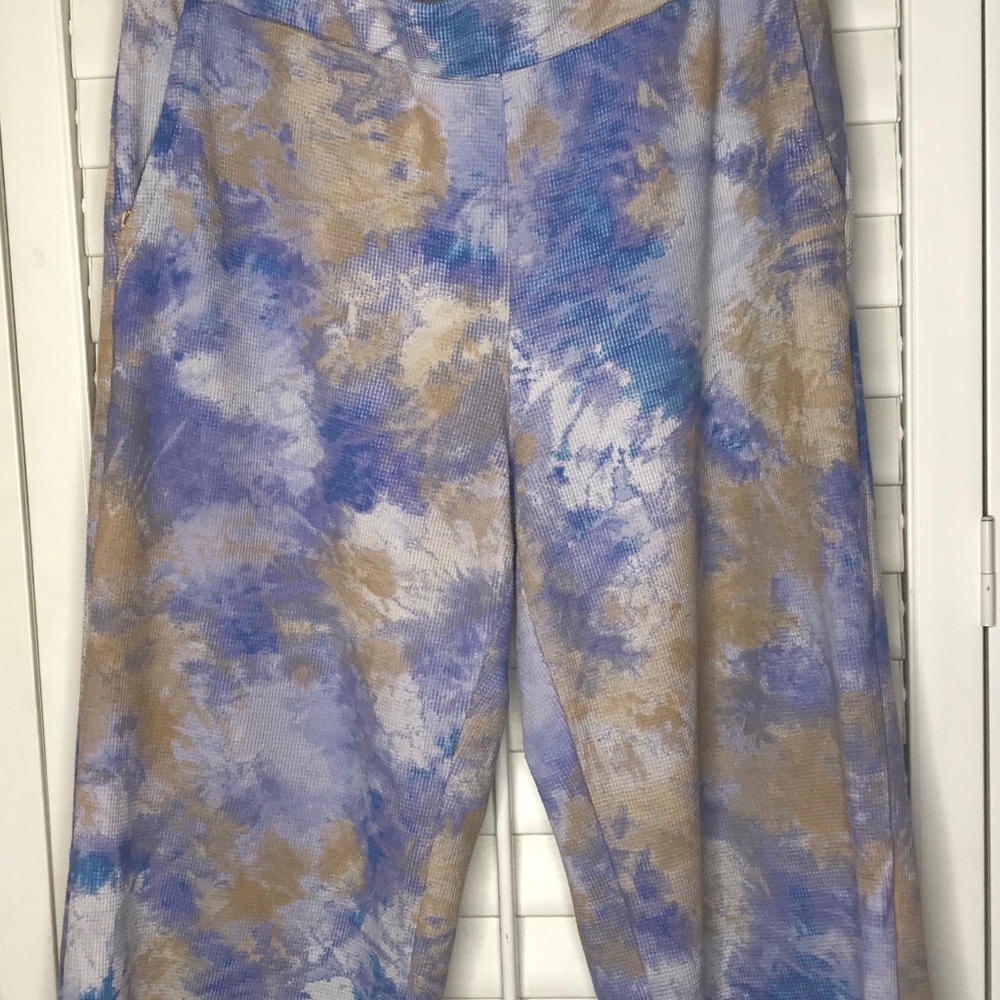 Logo by Lori Goldstein M Tie-Dye Wide Leg Crop Pants EUC